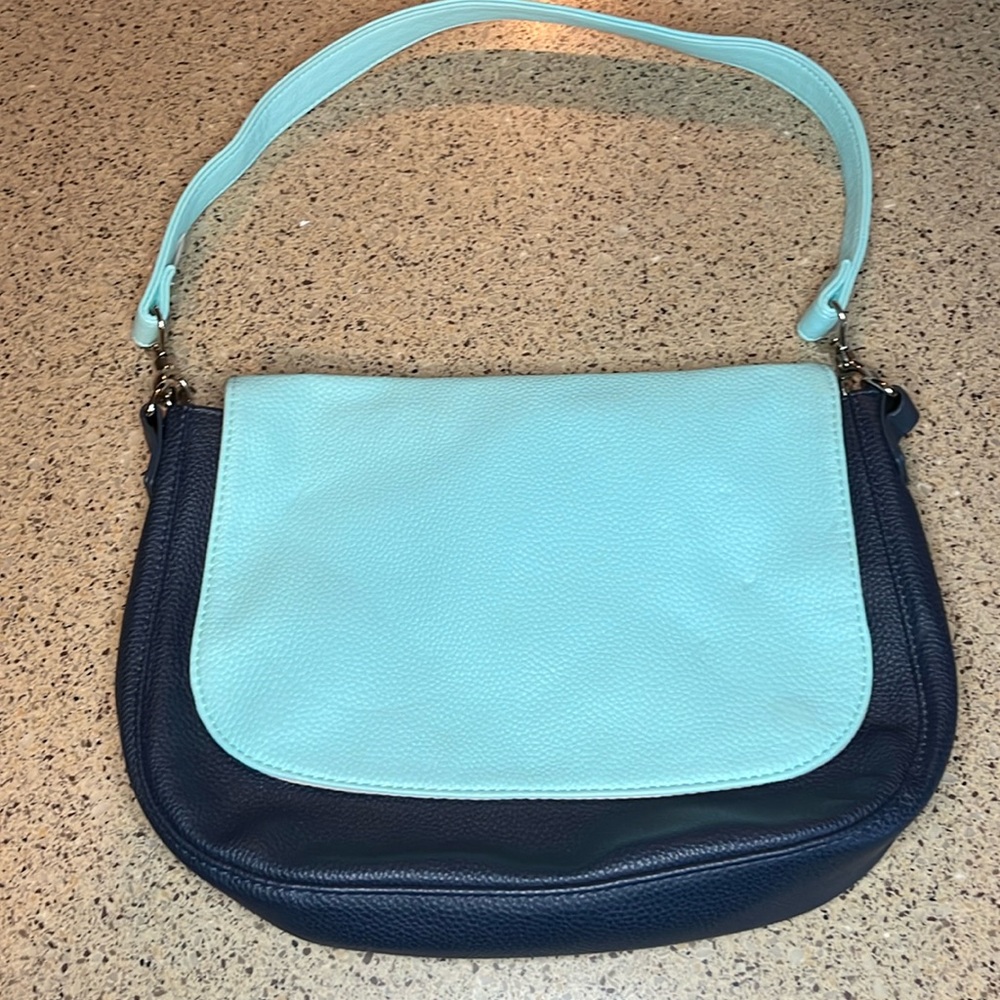 Thirty-one by Jewell Blue Two Toned Leather Shoulder Bag